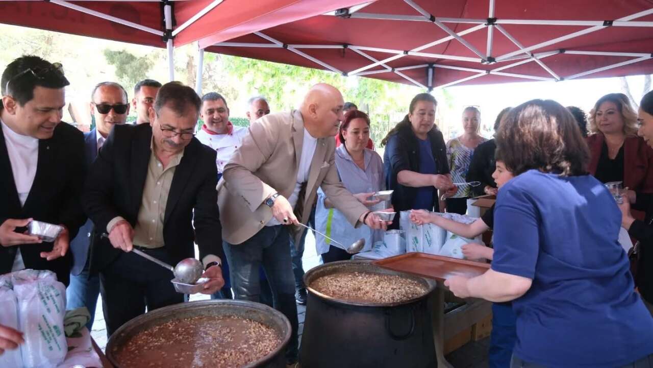 Yatağan Belediyesi'nden Anneler Günü’nde Birlik ve Beraberlik Aşuresi 2